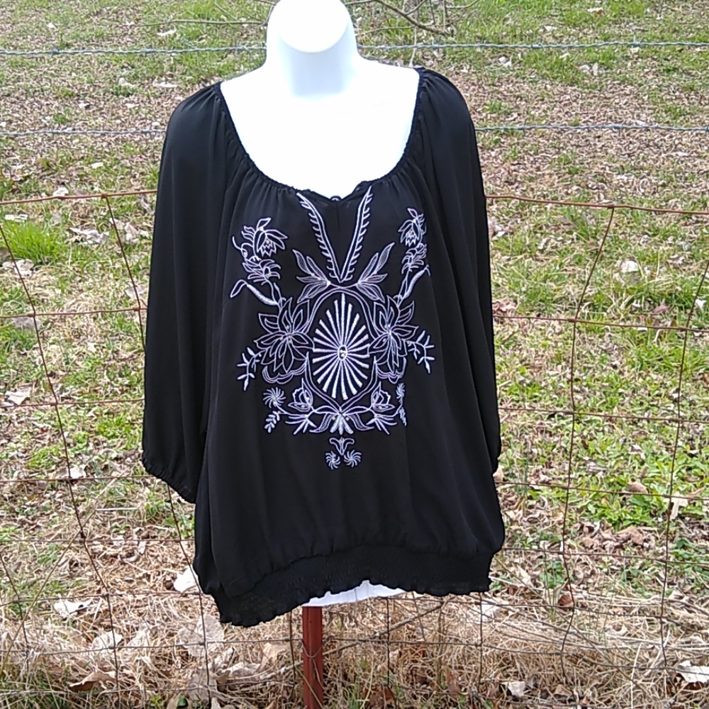 Lane Bryant embroidery light weight flowy …